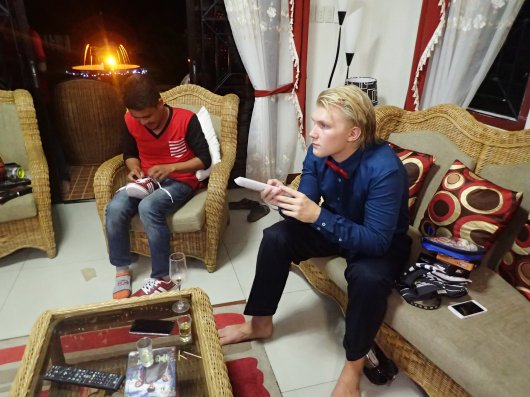 OLYMPUS DIGITAL CAMERA